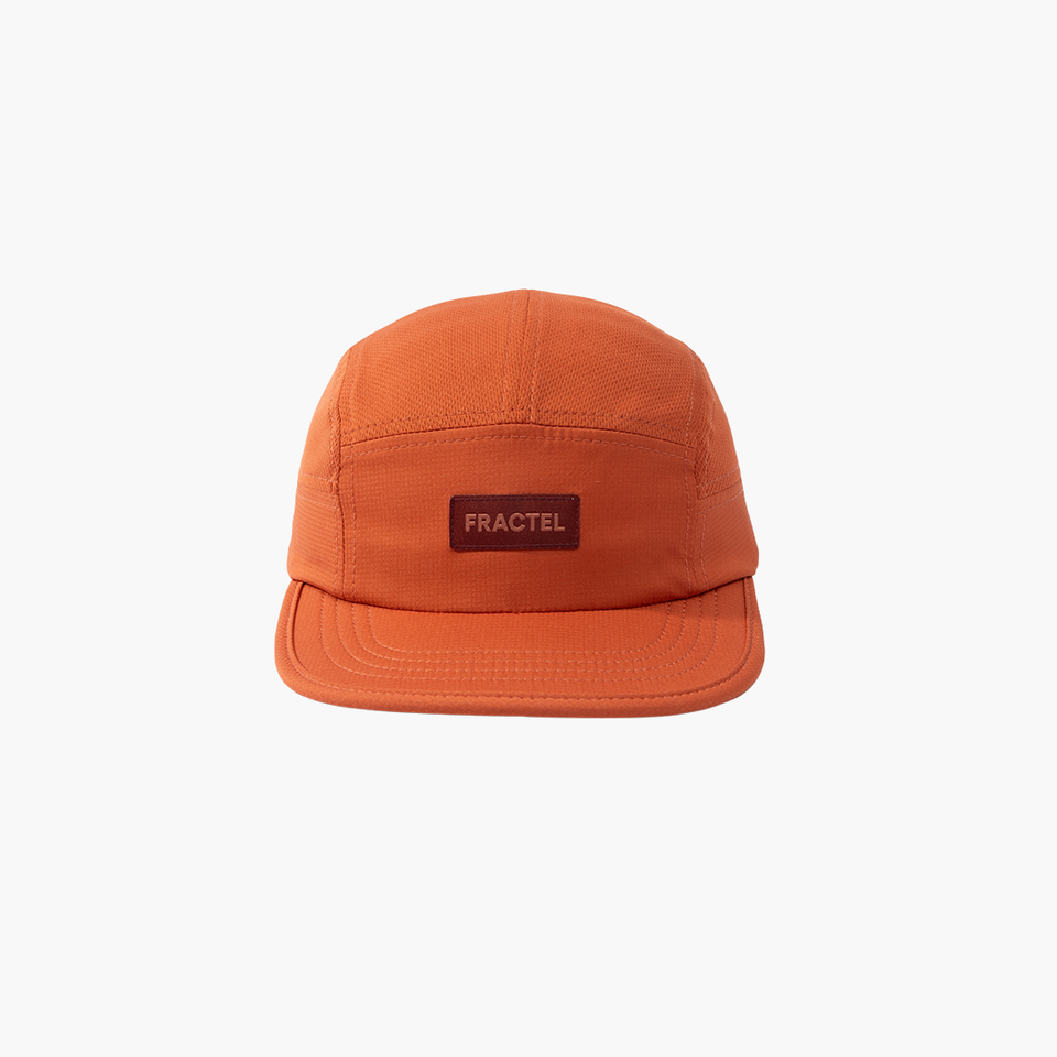 Fractel M-Earth running cap, front view