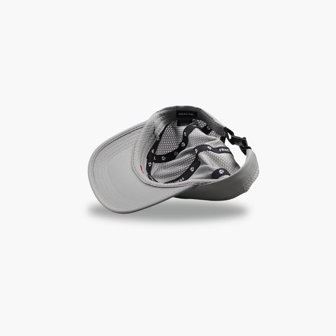 R-SYNTAX Running Cap In Silver – FRACTEL